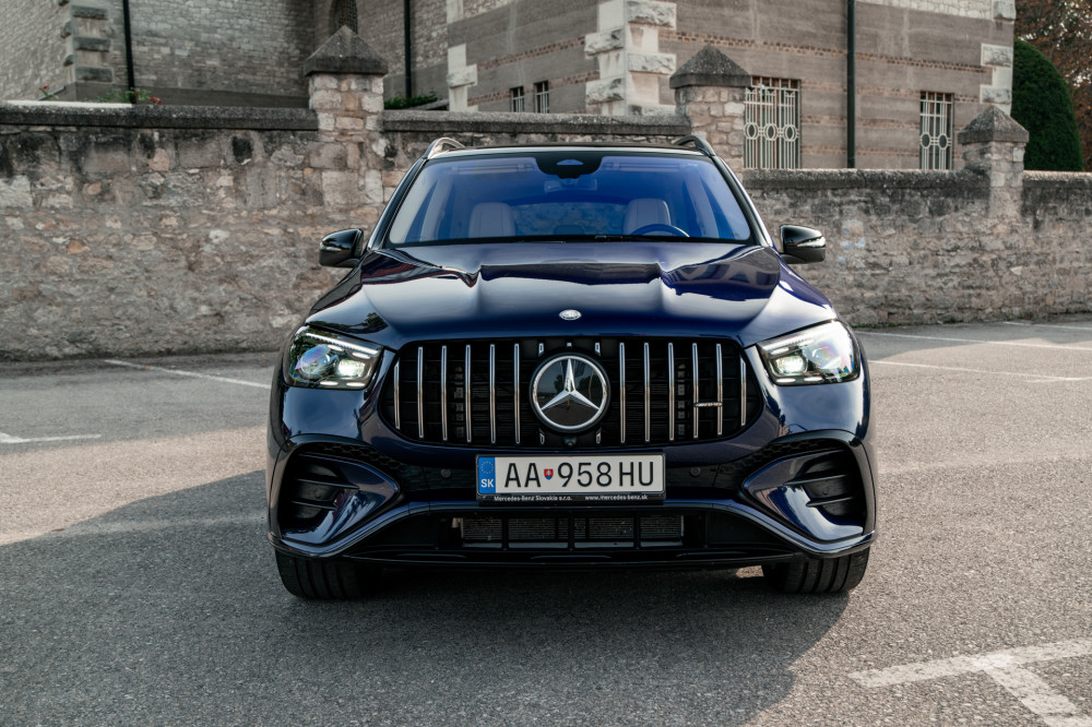 Mercedes-AMG GLE 53 HYBRID 4MATIC+ SUV review